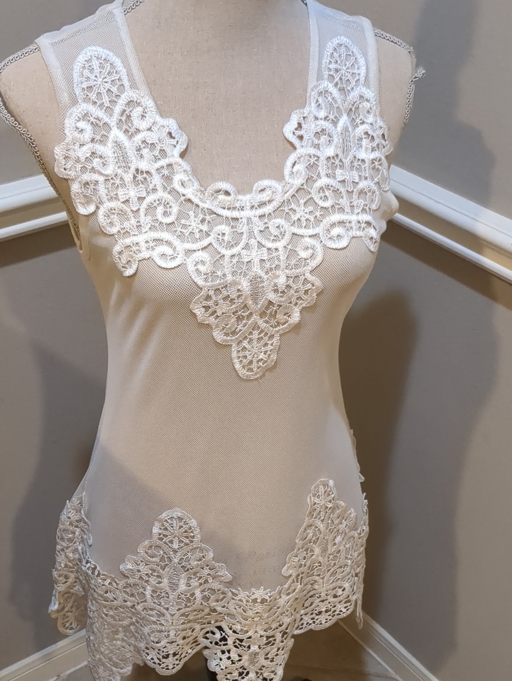San Joy Boho Lace-Trim Mesh Chemise Tank - White